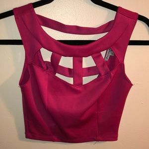 S CHARLOTTE RUSSE CROP TOP HOT PINK